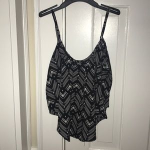 Rue 21 Cropped Patterned Black Tank Top